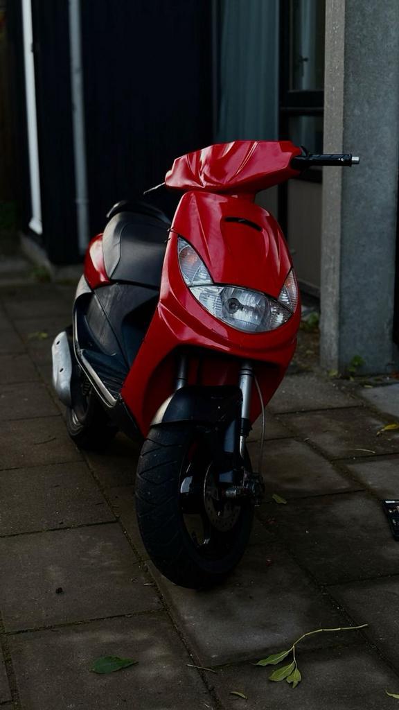Peugeot Vivacity 70cc, Fietsen en Brommers, Scooters | Peugeot, Zo goed als nieuw, Tweetakt, Ophalen