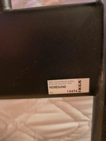 Bed twijfelaar 1,40 X 2,00 ikea noresund met matras - afbeelding 3