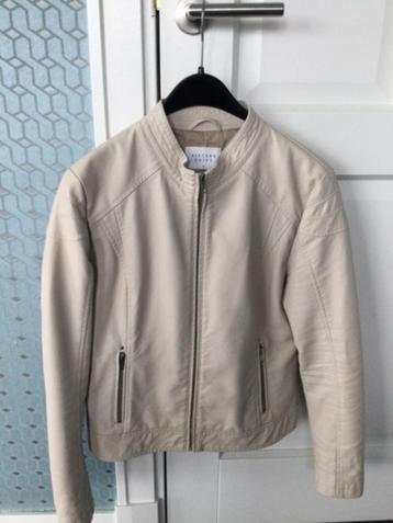 Sisters Point jasje, biker jack, maat XL, kleur creme beschikbaar voor biedingen
