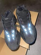 Yeezy 700 V3, Kleding | Heren, Schoenen, Zwart, Ophalen of Verzenden, Adidas, Sneakers of Gympen
