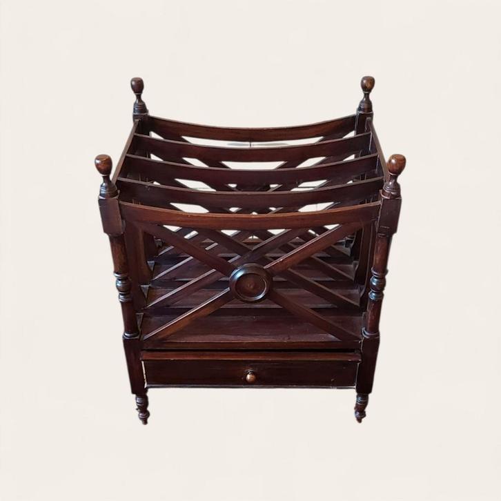 Mahonie Canterbury lektuurbak, Huis en Inrichting, Woonaccessoires | Krantenbakken en Lectuurbakken, Gebruikt, Ophalen of Verzenden