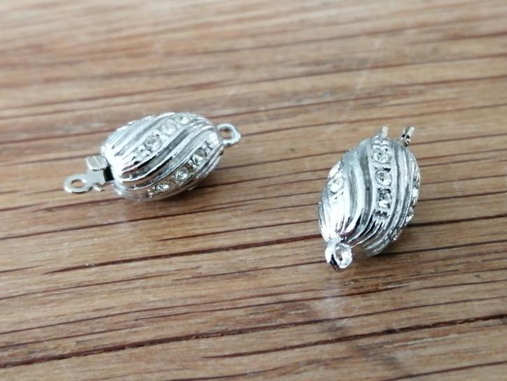 Verzilverde en vergulde (eind)kralen en kettingdraad, Hobby en Vrije tijd, Kralen en Sieraden maken, Nieuw, Kraal, Ophalen of Verzenden