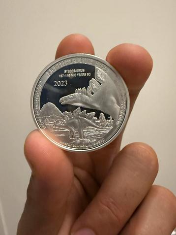 Zilveren 2023 Prehistoric Life Stegosaurus Munt beschikbaar voor biedingen