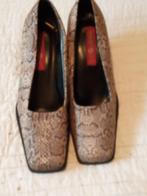 INSTAPPERS SLANGENLEER, Instappers, Ophalen of Verzenden, Zo goed als nieuw, Grijs