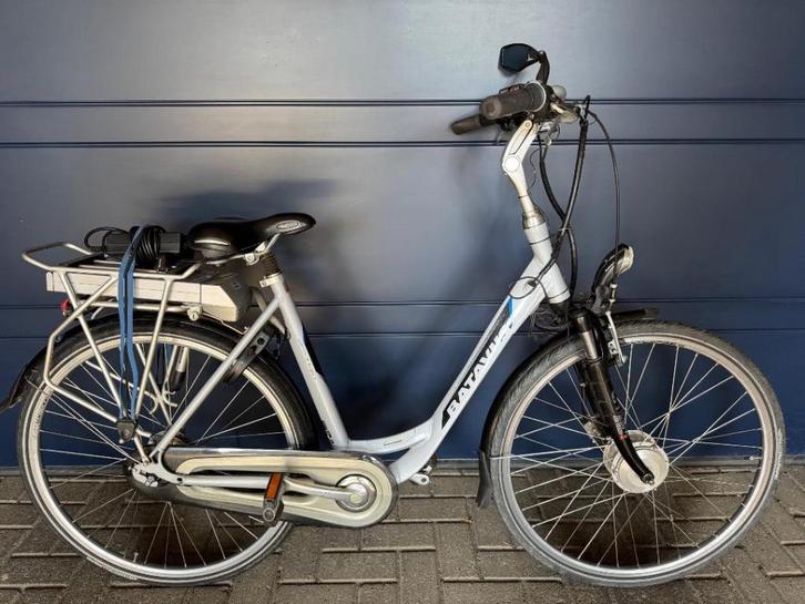 Batavus elektrische fiets, in goede en nette staat, Fietsen en Brommers, Fietsen | Dames | Damesfietsen, Gebruikt, Batavus, Versnellingen