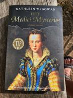 Het Medici Mysterie , Kathleen  McGowan, Ophalen of Verzenden, Zo goed als nieuw