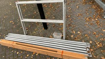 Steigeronderdelen voor 2,5 m1 steiger  beschikbaar voor biedingen