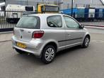 Toyota Yaris 1.3 VVT-i Sol AUTOMAAT/AIRCO/NAP, Auto's, Stof, Gebruikt, 4 cilinders, 400 kg