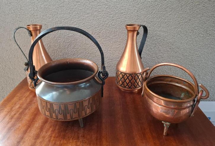 2x Vintage (70-ies) koperen kannetje + 2x keteltje/bloempot, Huis en Inrichting, Woonaccessoires | Vazen, Gebruikt, Overige kleuren