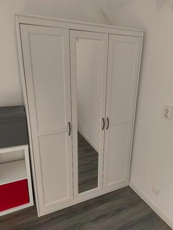 IKEA SONGESAND Closet beschikbaar voor biedingen