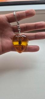 Schorpioen Sleutelhanger in Hartvorm, Sieraden, Tassen en Uiterlijk, Kettingen, Met hanger, Kunststof, Geel, Nieuw