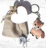 Jute zakje met sleutelhanger, gelukspoppetje en kaartje, Struikheide 64,3069lj, Ophalen of Verzenden, Info@sweet-one.nl, Sweet-One