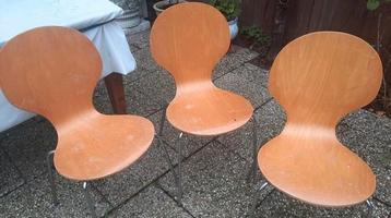 3 Stevige Vlinder stoelen. beschikbaar voor biedingen