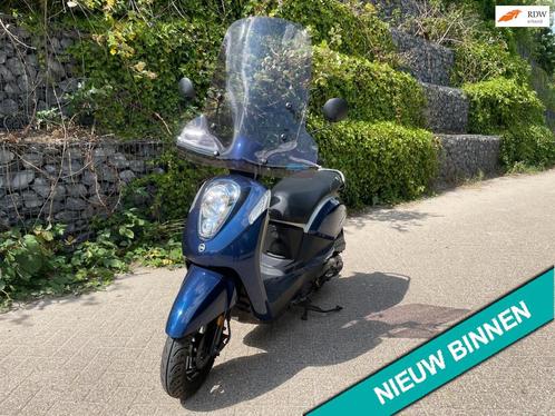 SYM Mio 50 Mio i 50 Windscherm SMOKE Hoog ZEER NET BETAAL me, Fietsen en Brommers, Scooters | SYM, Gebruikt, Mio, Benzine