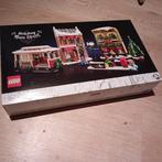 LEGO Icons Kerst dorpsstraat 10308|NIEUW|, Kinderen en Baby's, Speelgoed | Duplo en Lego, Ophalen of Verzenden, Nieuw, Complete set