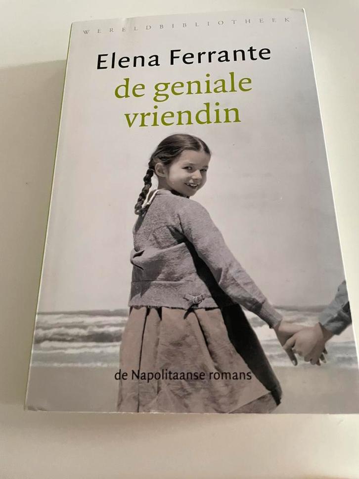 Elena Ferrante - De geniale vriendin, Boeken, Literatuur, Gelezen, Ophalen of Verzenden