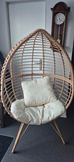 Rotan Ei Stoel met Kussen, Huis en Inrichting, Stoelen, Ophalen, Gebruikt, Bruin, Bohemian
