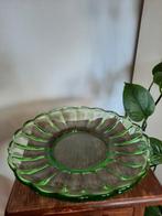 Vintage art deco persglas groen glas schaal, Ophalen of Verzenden