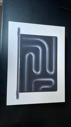Macbook Pro 14 Inch LEGE DOOS, Ophalen of Verzenden, Zo goed als nieuw, Overige groottes