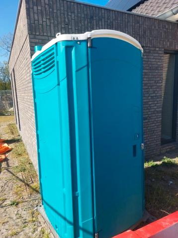 Tiolet beschikbaar voor biedingen