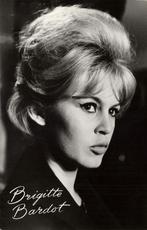 Filmster en Fotomodel Brigitte Bardot Ansichtkaart (13), Ophalen of Verzenden, 1940 tot 1960, Ongelopen, Sterren en Beroemdheden