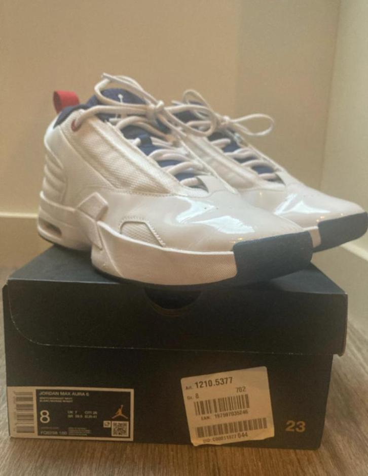 Jordan sneakers Max Aura 6, Kleding | Heren, Schoenen, Nieuw, Sneakers of Gympen, Wit, Ophalen of Verzenden