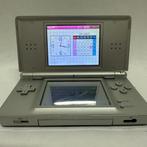 Nintendo DS Lite Zilver, Nintendo, Gebruikt, Support@nintendo.com, 11-1 Hokotate-cho, Kamitoba, Minami-ku
Kyoto 601-8501
Japan