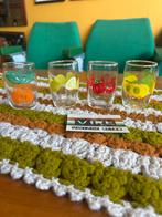 4 vintage jaren 70 limonade glaasjes met fruit afbeelding, Verzamelen, ?, Zo goed als nieuw, ?, ?