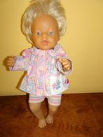 Baby born pop met haar en bijpassende kleertjes, Ophalen of Verzenden, Zo goed als nieuw, Babypop
