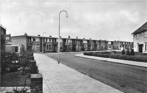 (300-430-039) Bussum Lijsterlaan, Verzamelen, Ansichtkaarten | Nederland, Noord-Holland, Verzenden