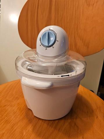 Aigerr Ijsmaker - Gebruikt, Kapotte Doos beschikbaar voor biedingen