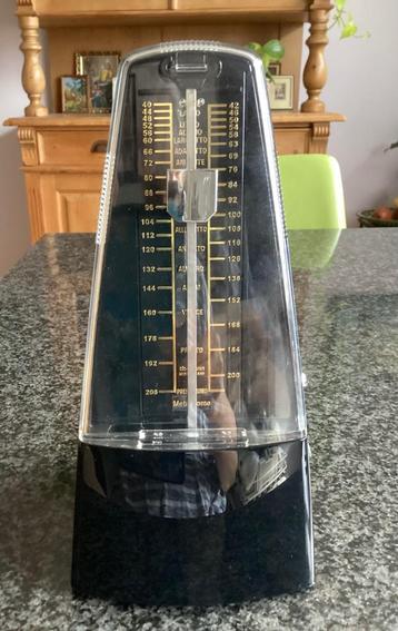 Metronoom, Thomann, model 330 beschikbaar voor biedingen