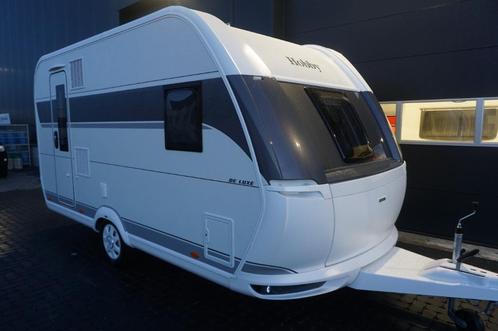 Nieuwe 4pers.Hobby met frans bed, treinzit, MTM 1350kg, Caravans en Kamperen, Caravans, Bedrijf, tot en met 4, Treinzit, Hobby