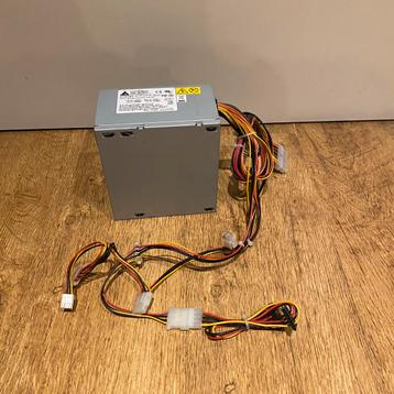 Delta Electronics 300 watt Desktop voeding beschikbaar voor biedingen