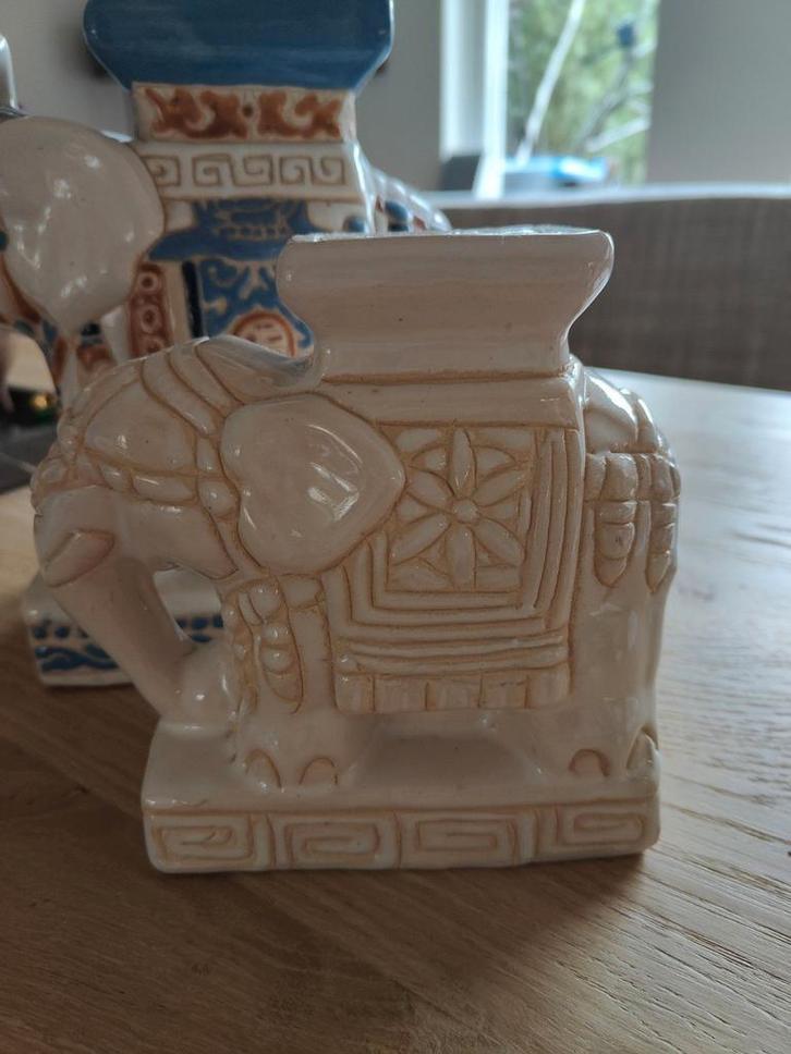 Olifant plantenstandaard asbak retro crème, Huis en Inrichting, Woonaccessoires | Zuilen en Pilaren, Zo goed als nieuw, Ophalen of Verzenden