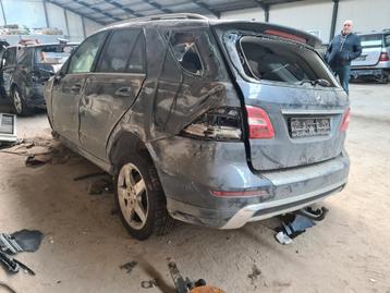  ML 250 BLUETEC 4MATIC 2015 in onderdelen  beschikbaar voor biedingen
