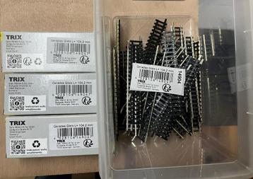 Minitrix rechte rails L= 104,2 mm art. 14904 beschikbaar voor biedingen