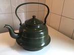 Prachtige reseda groene emaille waterketel met mooie biezen, Antiek en Kunst, Antiek | Emaille, Ophalen