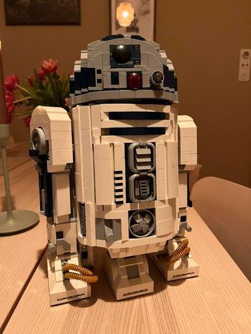 LEGO R2-D2 van Star Wars beschikbaar voor biedingen