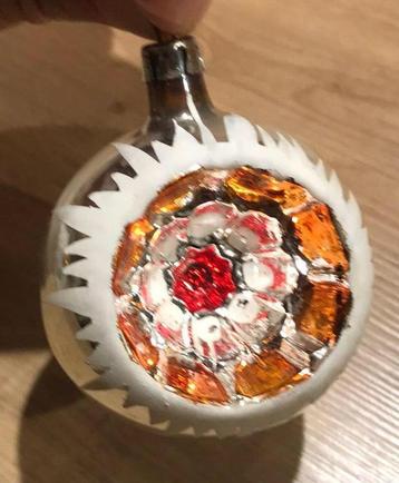 Vintage deukkerstbal  beschikbaar voor biedingen