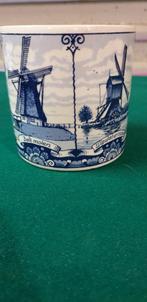 potje met molens delfts blauw 1705-1 aardewerk, Huis en Inrichting, Keuken | Servies, Ophalen of Verzenden, 'T Olde Gre-j, Info@toldegrej.nl