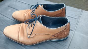 Fijne, zeer nette herenschoenen, maat 42 beschikbaar voor biedingen