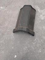 Te koop 2stuks nokvorsten, Doe-het-zelf en Verbouw, Dakpannen en Dakbedekking, Ophalen, Steen of Klei, Minder dan 5 m², Dakpannen