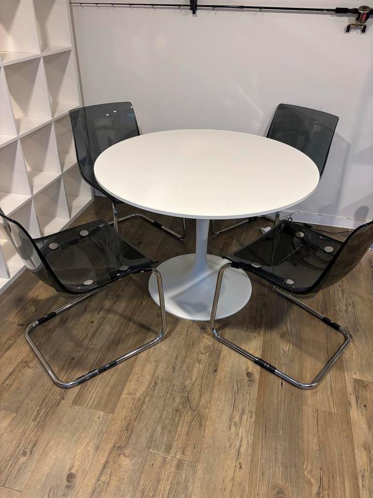 IKEA DOCKSTA Tafel + 4 TOBIAS Stoelen - Complete Set!, Huis en Inrichting, Tafels | Eettafels, Zo goed als nieuw, 50 tot 100 cm