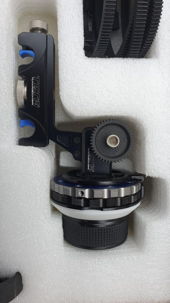 Te koop: Tilta Cine Follow Focus FF-T03 zeer goed, Audio, Tv en Foto, Videocamera's Digitaal, Zo goed als nieuw, Ophalen