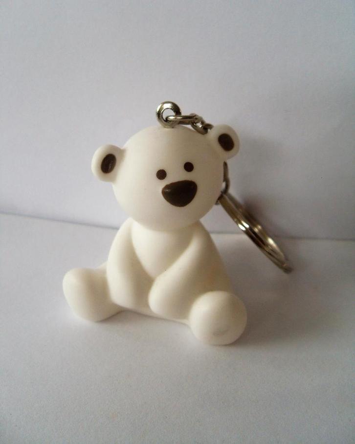 Wit Beertje sleutelhanger / Beer / beren - NIEUW !!!, Verzamelen, Sleutelhangers, Nieuw, Dier of Natuur, Ophalen of Verzenden