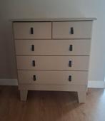 Hele mooie gerestylde ladekast met leren greepjes., Huis en Inrichting, Kasten | Ladekasten, Ophalen, 50 tot 100 cm, Zo goed als nieuw