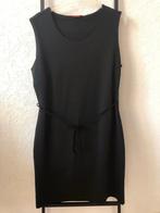 LIV Collection mouwloze classic jurk , zwart . XL, Kleding | Dames, Jurken, Ophalen of Verzenden, Zo goed als nieuw, LIV, Maat 46/48 (XL) of groter