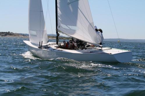 Open zeilboot Soling 8,2 m, Watersport en Boten, Open zeilboten, Gebruikt, Overige typen, 6 meter of meer, Polyester, Geen motor