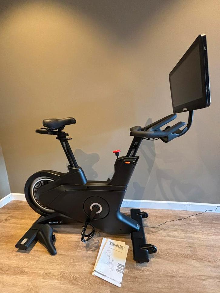 Taurus Smart Bike Z9.9 Pro – 21” Touchscreen & Smart Apps, Sport en Fitness, Fitnessapparatuur, Zo goed als nieuw, Hometrainer